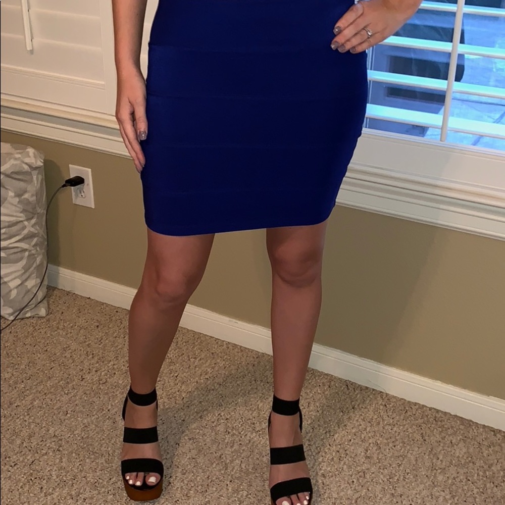 Blue stretchy skirt